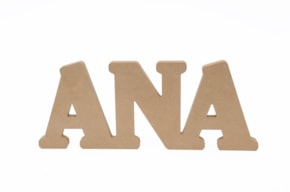 NOME PERSONALIZÁVEL ATE 5 LETRAS 12X1.6CM MDF