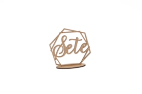 PLACA NÚMERO SETE 11X10.4X0.3CM MDF COM BASE