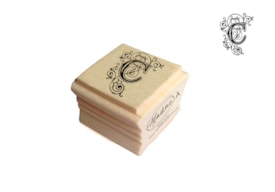 CARIMBO MADEIRA 2.7x2.7cm LETRA C A-03033