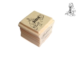 CARIMBO MADEIRA 2.7x2.7cm LETRA I A-03039
