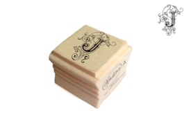 CARIMBO MADEIRA 2.7x2.7cm LETRA J A-03040