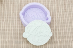 MOLDE SILICONE DIA DOS AVOS  9.6X8.1X2.4CM MLD164