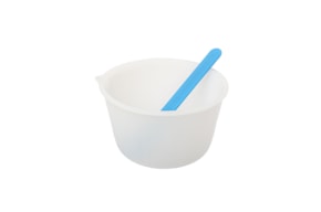 RECIPIENTE MEDIDOR C/ESPATULA SILICONE D.14CM X 8.5CM